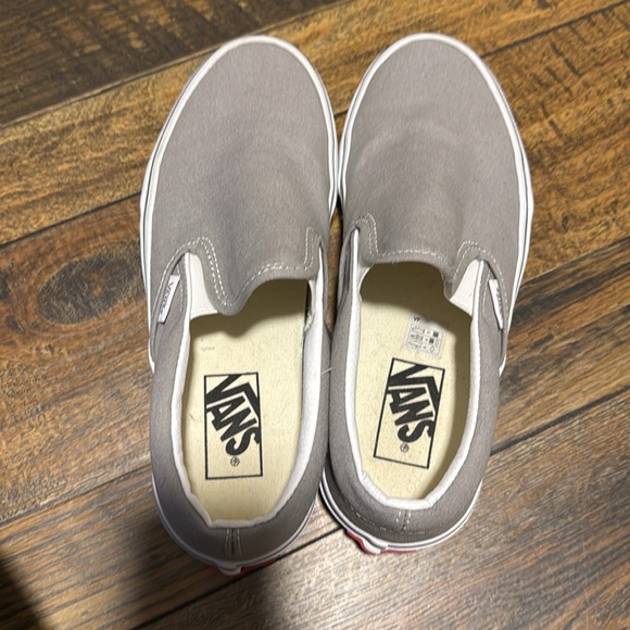 Vans Classic Slip-on Shoe grey with navy stripe men’s size 6 / woman’s 7.5 - Picture 2 of 5